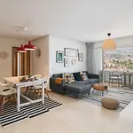 Jasmineiro I By An Island Daire *