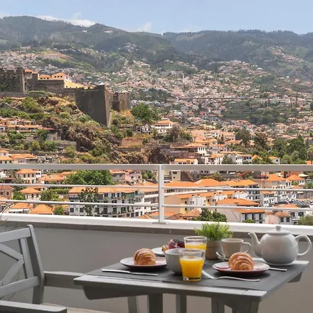 Jasmineiro I By An Island アパート フンシャル