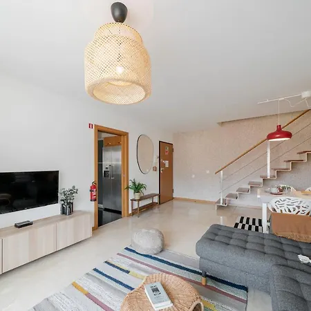 Jasmineiro I By An Island Apart *