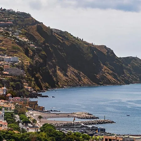 Jasmineiro I By An Island Apartman Funchal