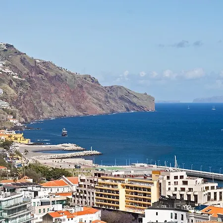 Jasmineiro I By An Island Apart Апартаменты Фуншал