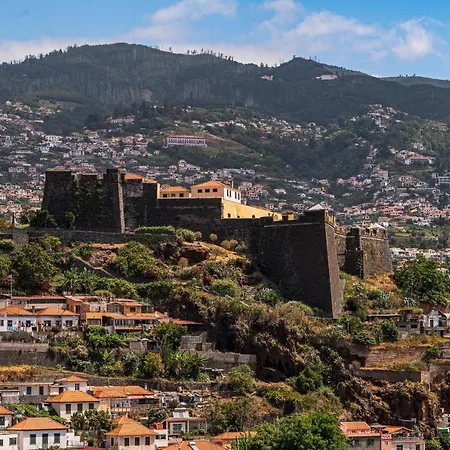 Jasmineiro I By An Island شقة