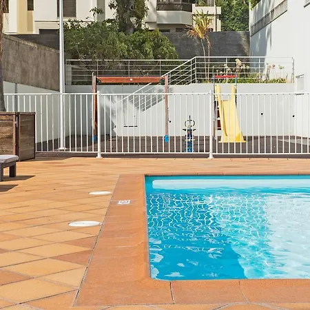 Jasmineiro I By An Island شقة